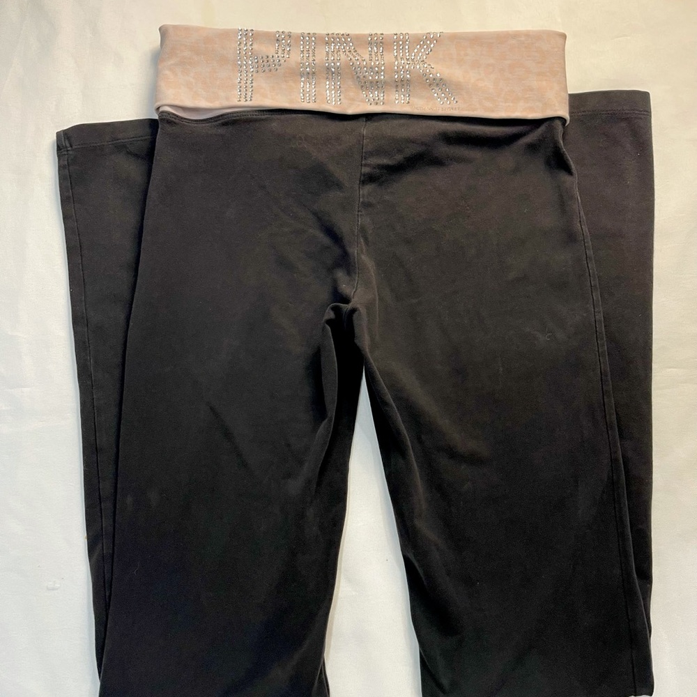 Victoria’s Secret PINK rhinestone cheetah print yoga pants*SOLD*